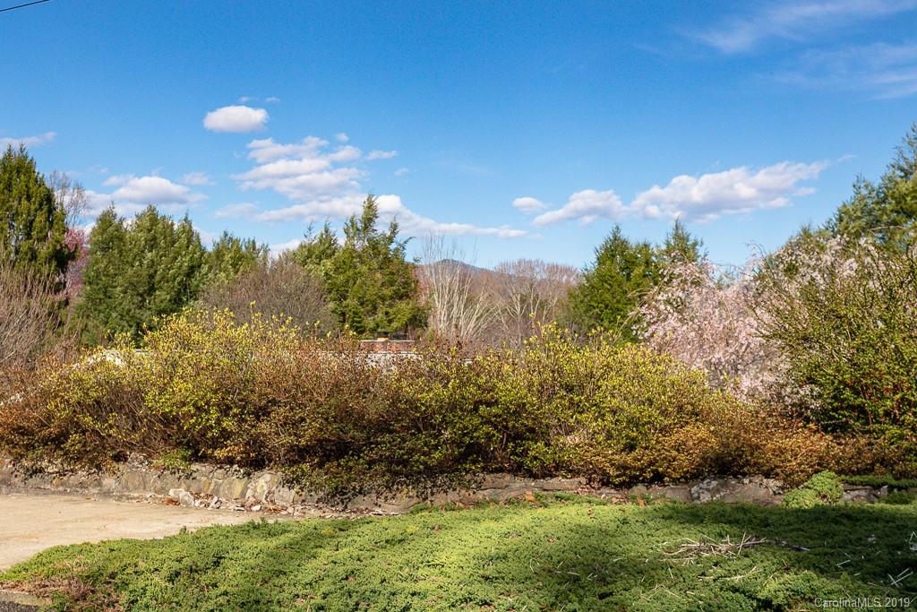 109 College Circle Swannanoa NC 28778