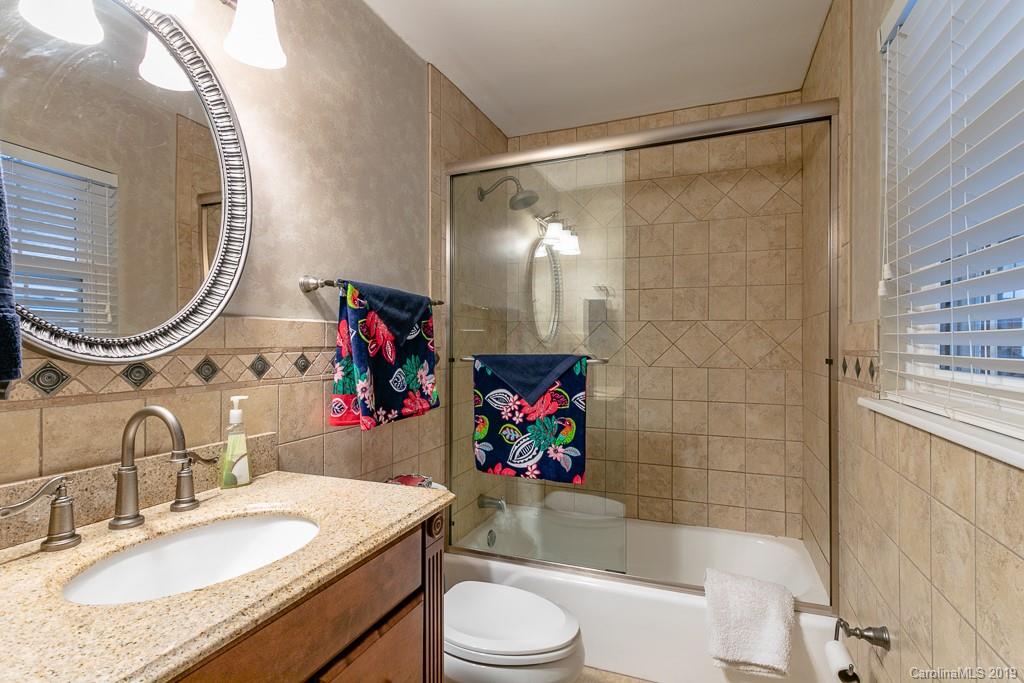 109 College Circle Swannanoa NC 28778