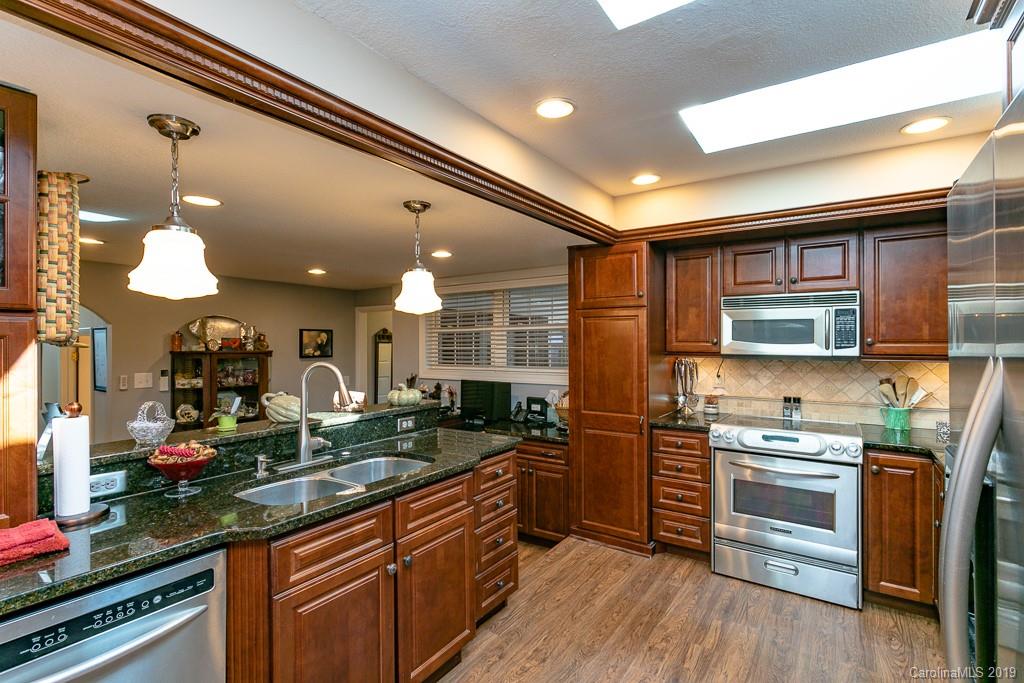 109 College Circle Swannanoa NC 28778