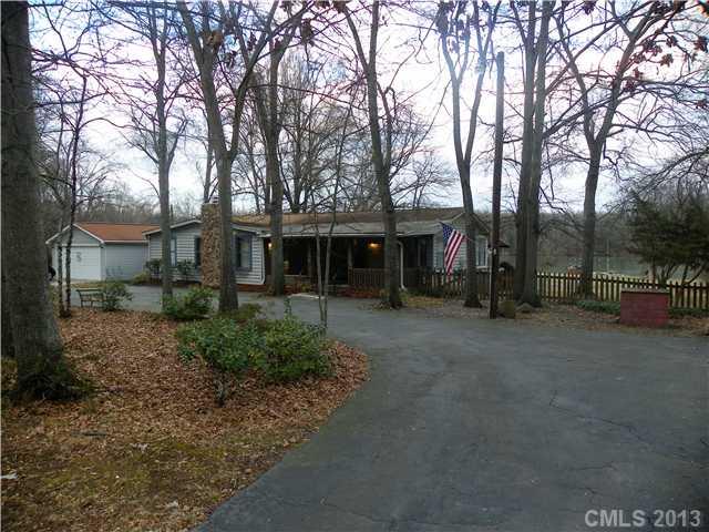 6274 Kings Drive Harrisburg NC 28075